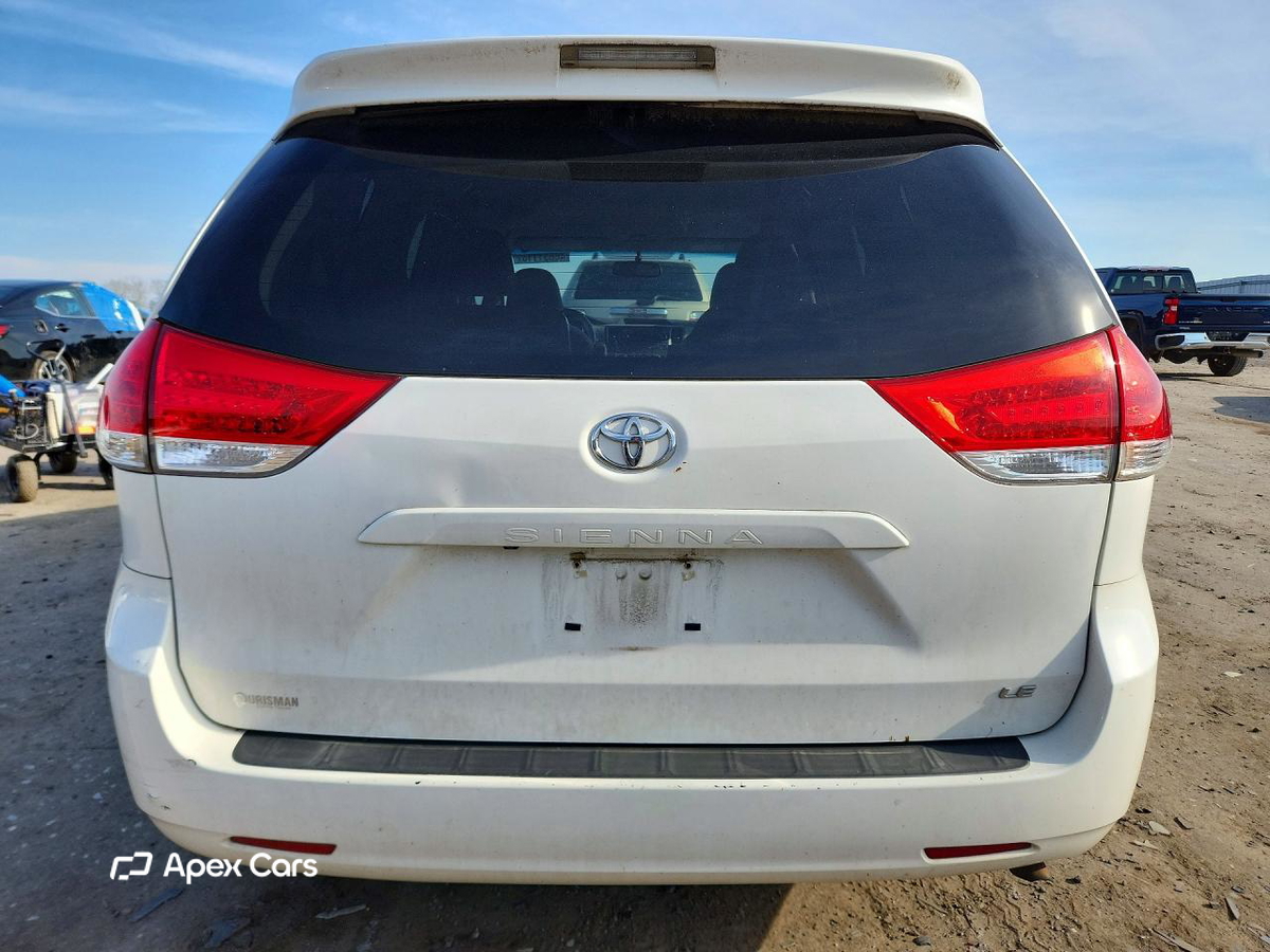 Toyota Sienna 2012