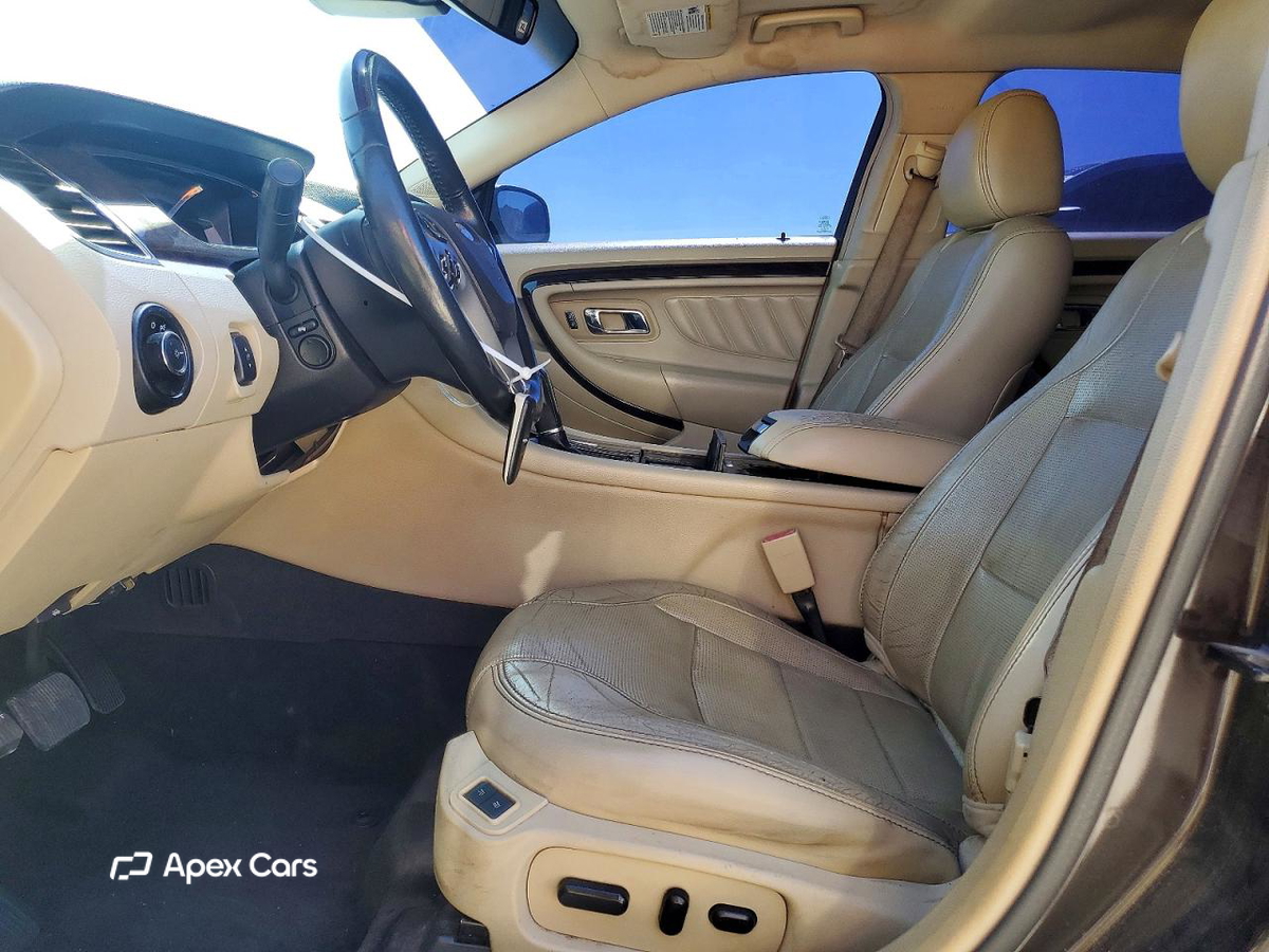 Ford Taurus 2014
