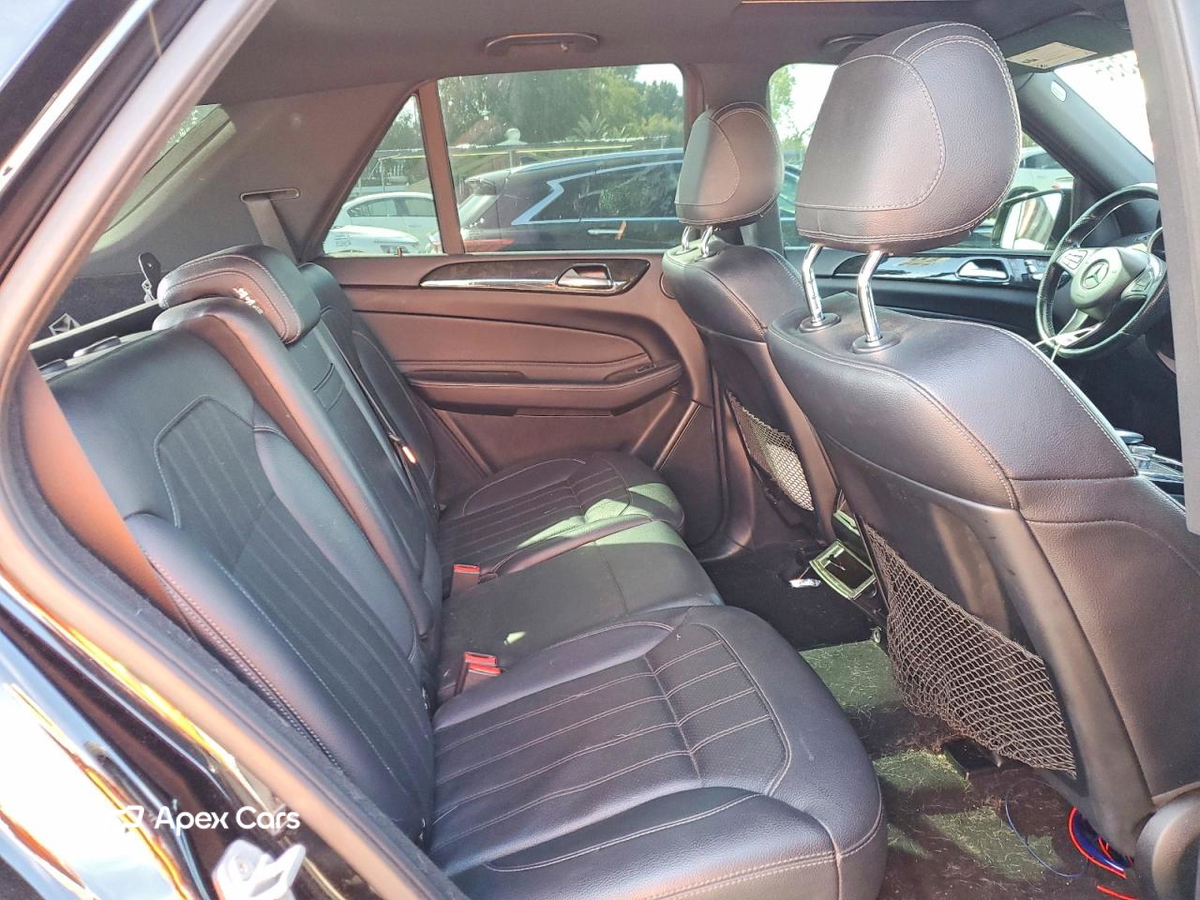 Mercedes-Benz GLE 2016