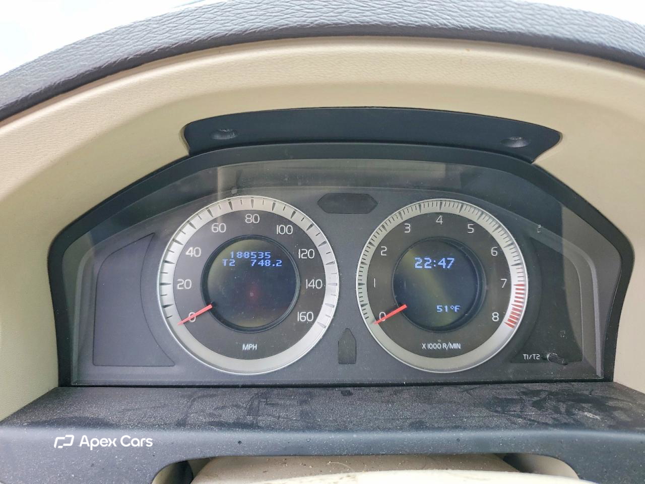 Volvo XC70 2010