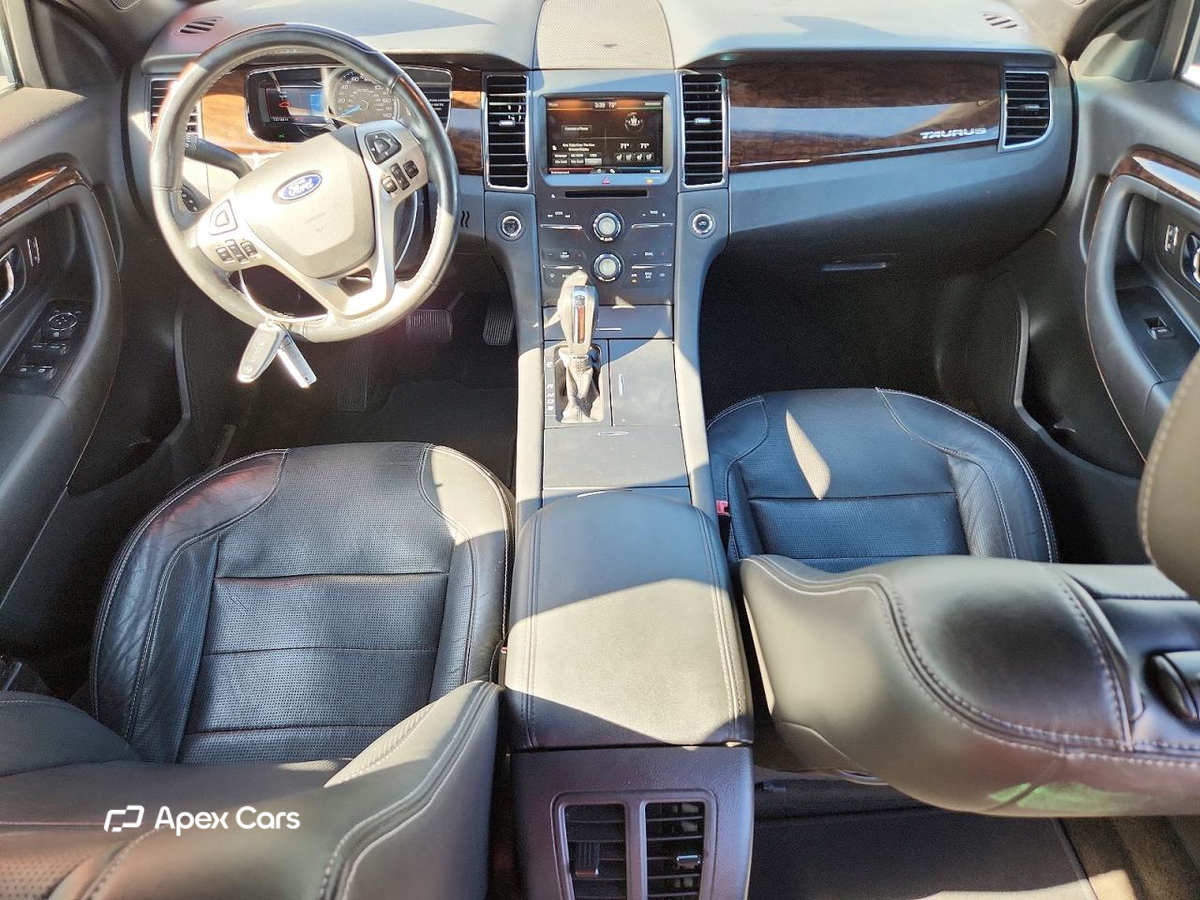 Ford Taurus 2015