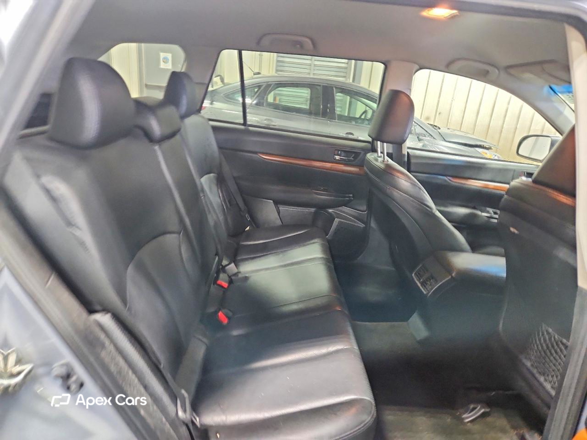 Subaru Outback 2013