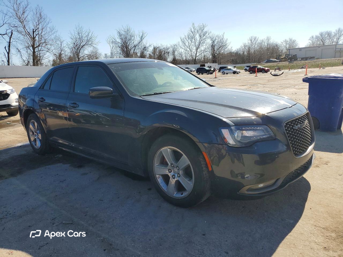 Chrysler 300 2019