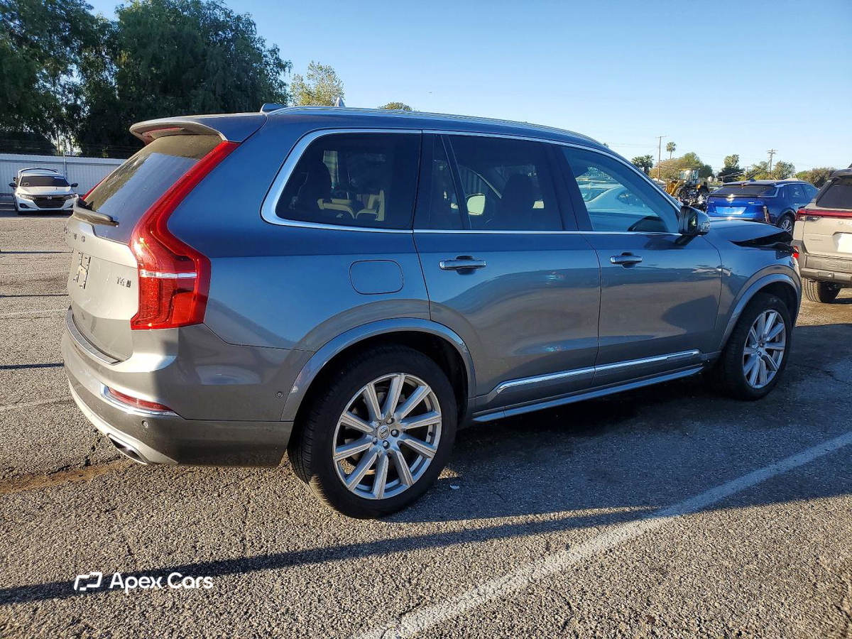 Volvo XC90 2019