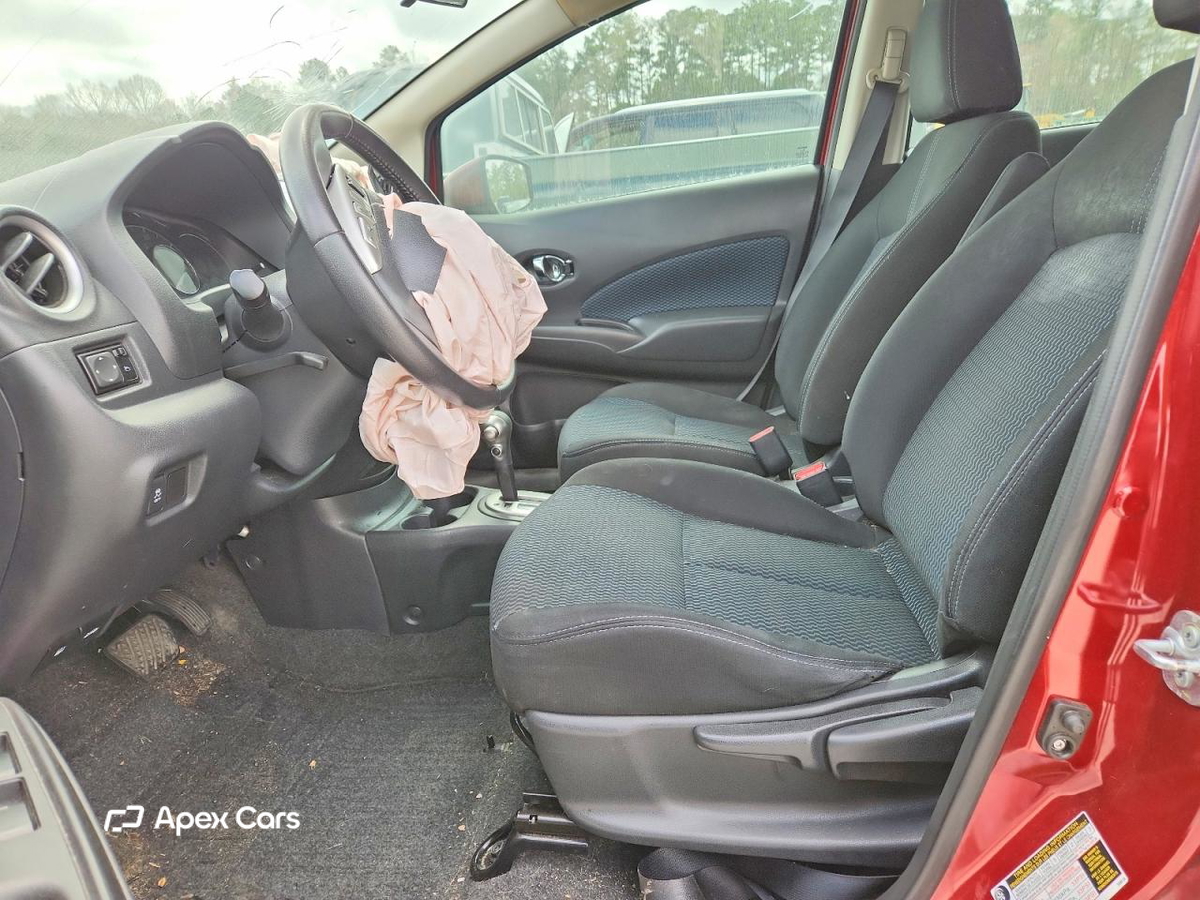 Nissan Versa 2016