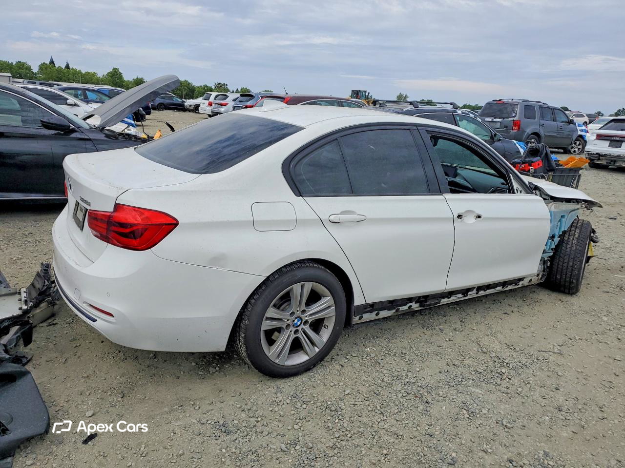 BMW Series 3 2016