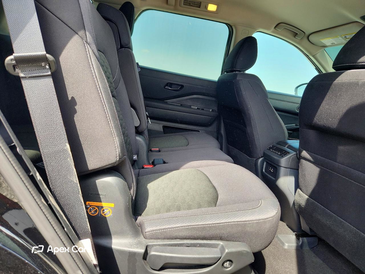 Nissan Pathfinder 2024