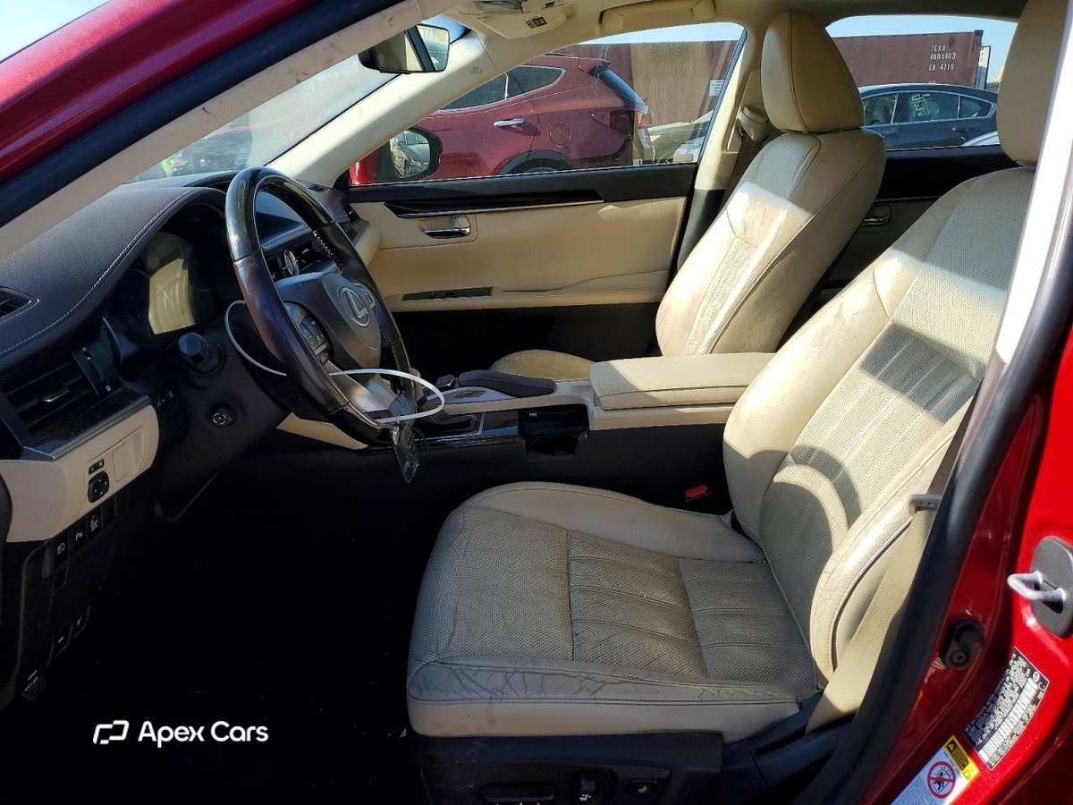 Lexus ES 2016