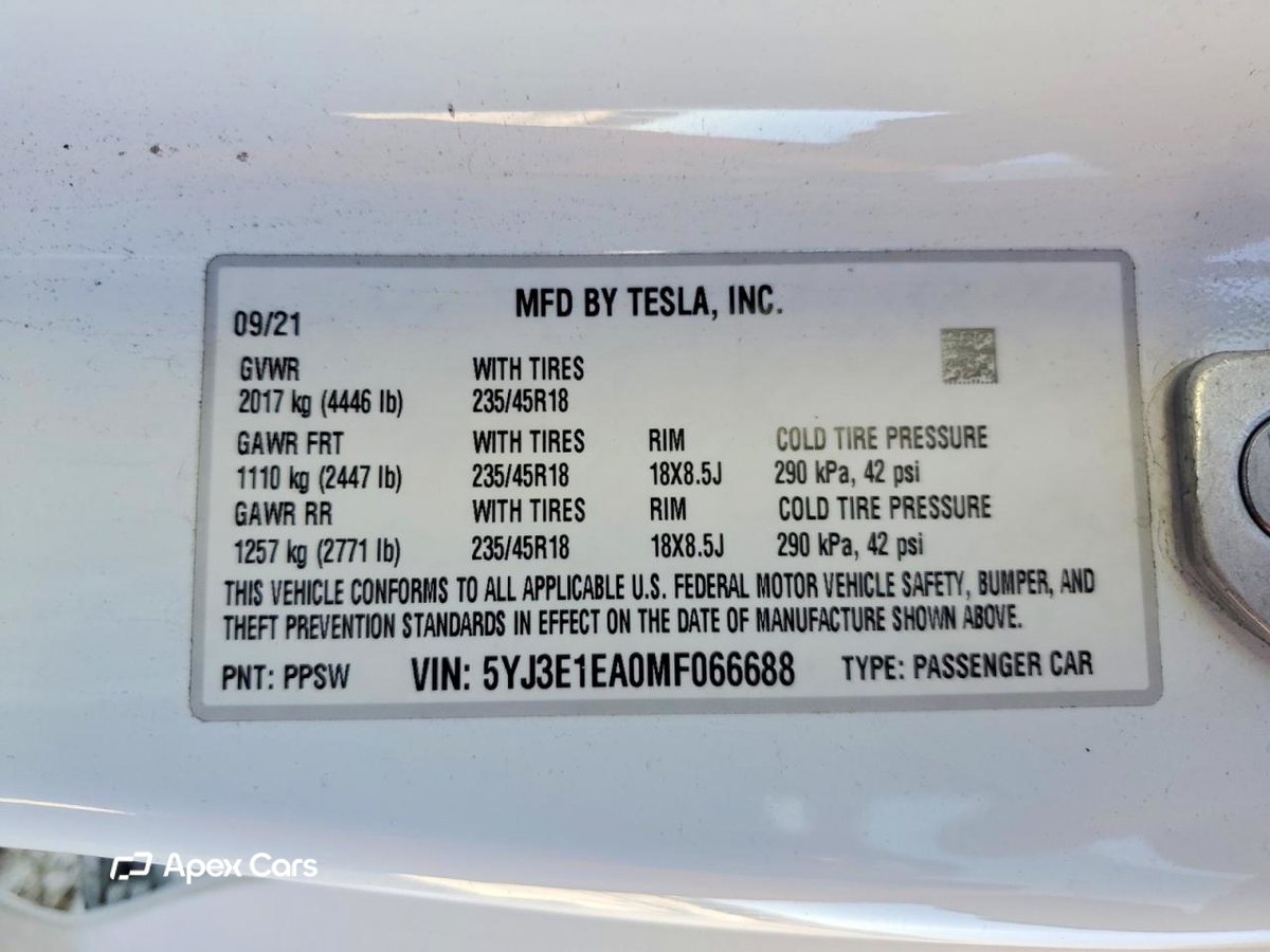 Tesla Model 3 2021