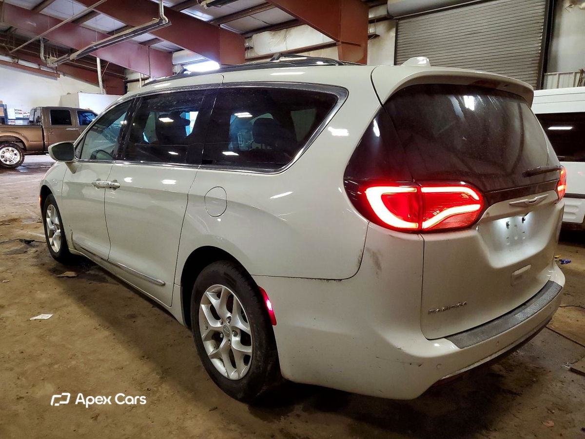 Chrysler Pacifica 2017