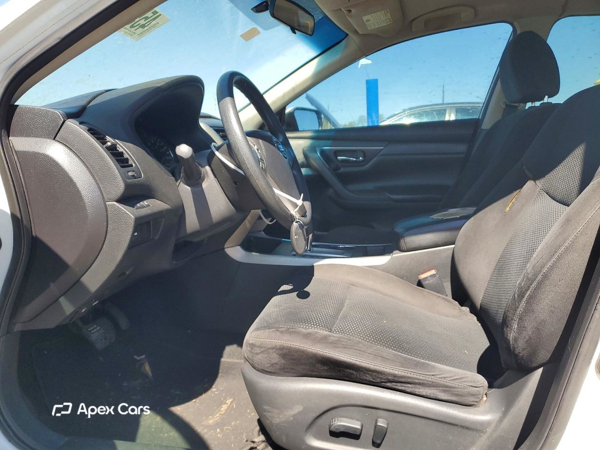 Nissan Altima 2015