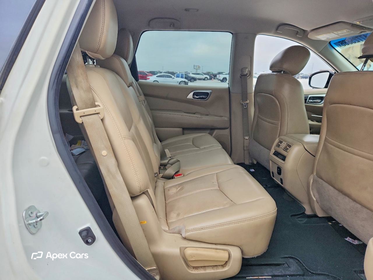 Nissan Pathfinder 2016