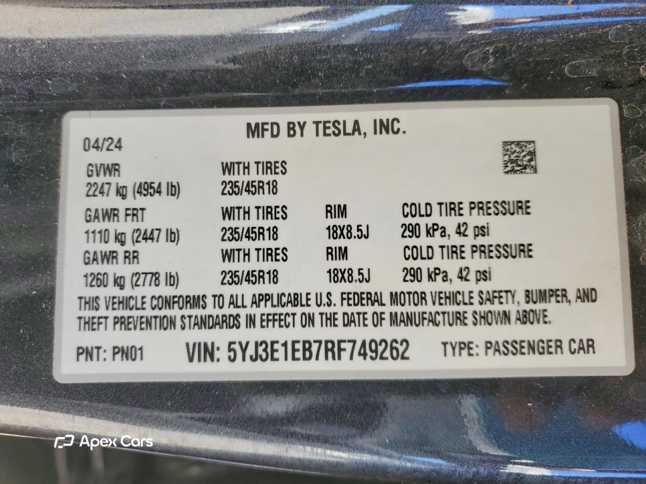 Tesla Model 3 2024