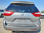 Toyota Sienna 2016