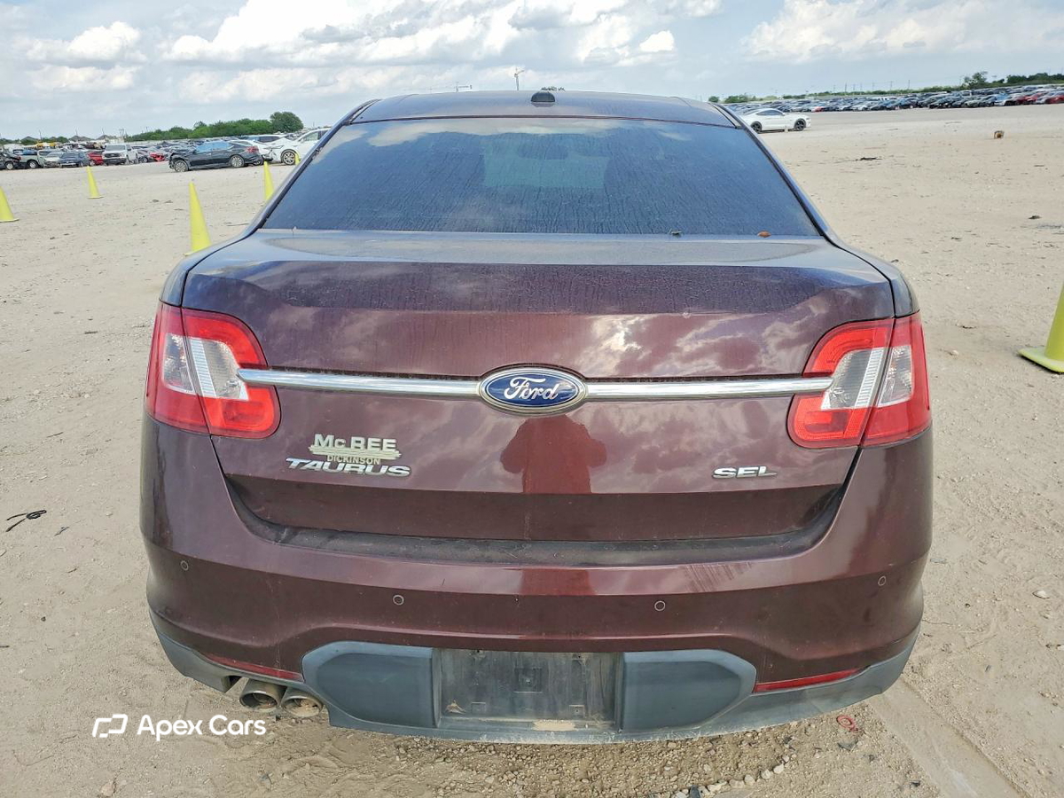 Ford Taurus 2012