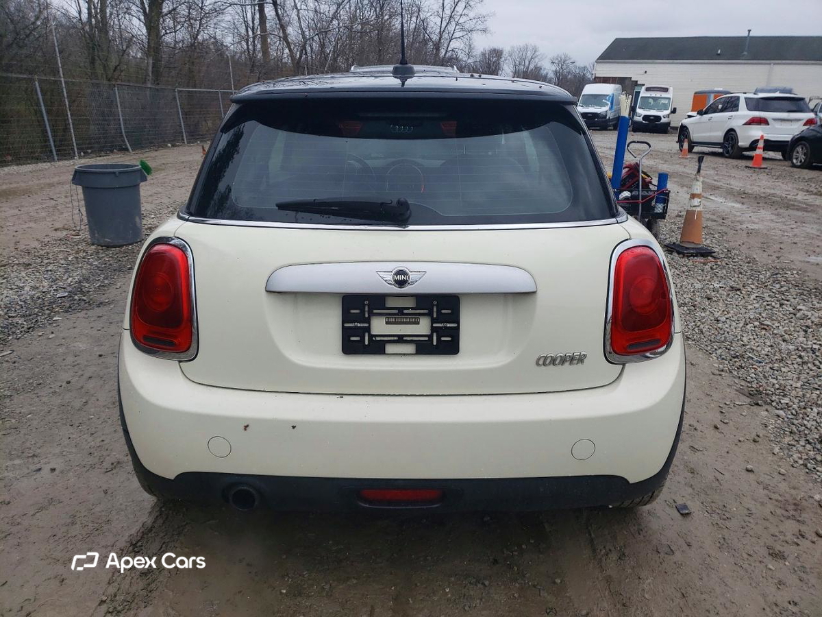 MINI Cooper 2015