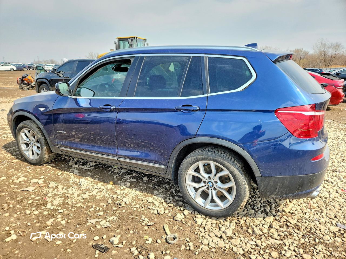 BMW X3 2011
