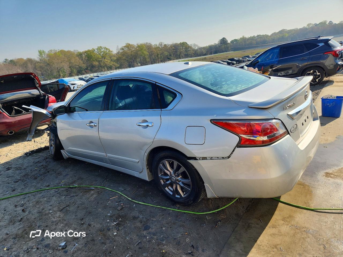 Nissan Altima 2015