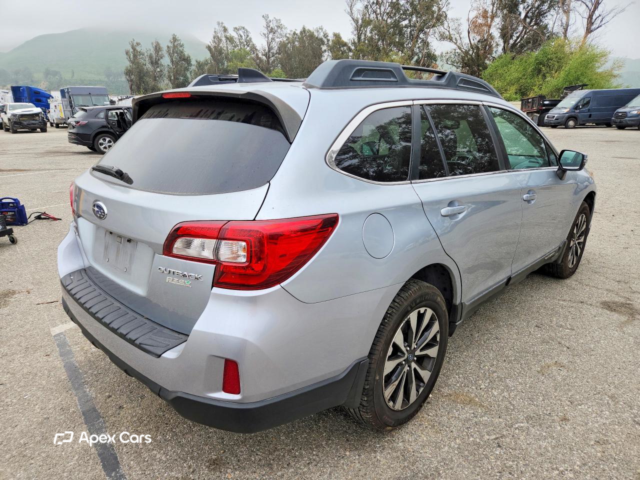Subaru Outback 2016
