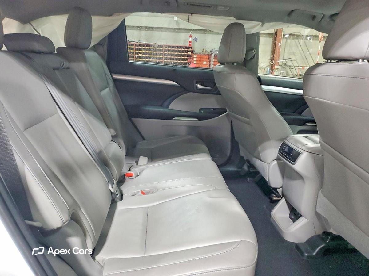 Toyota Highlander 2018
