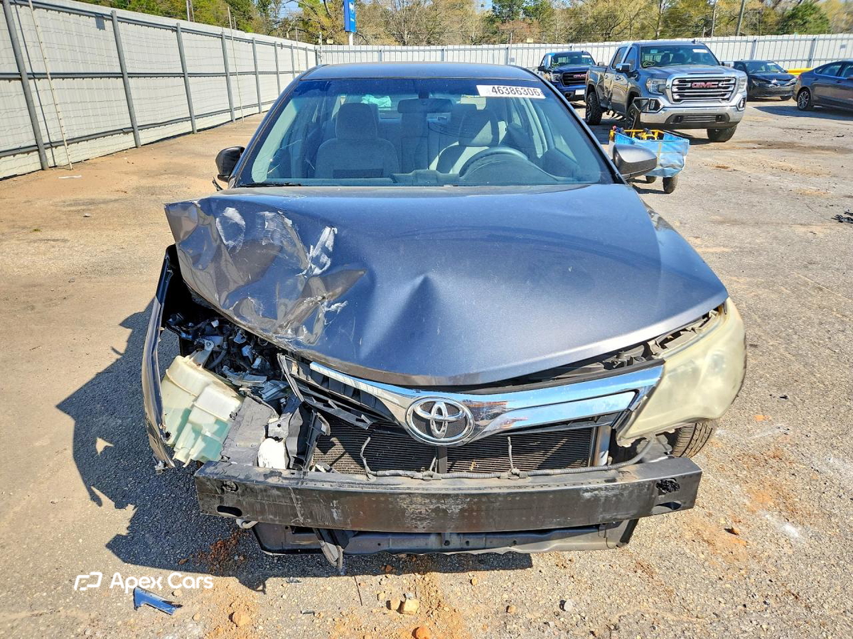 Toyota Camry 2012