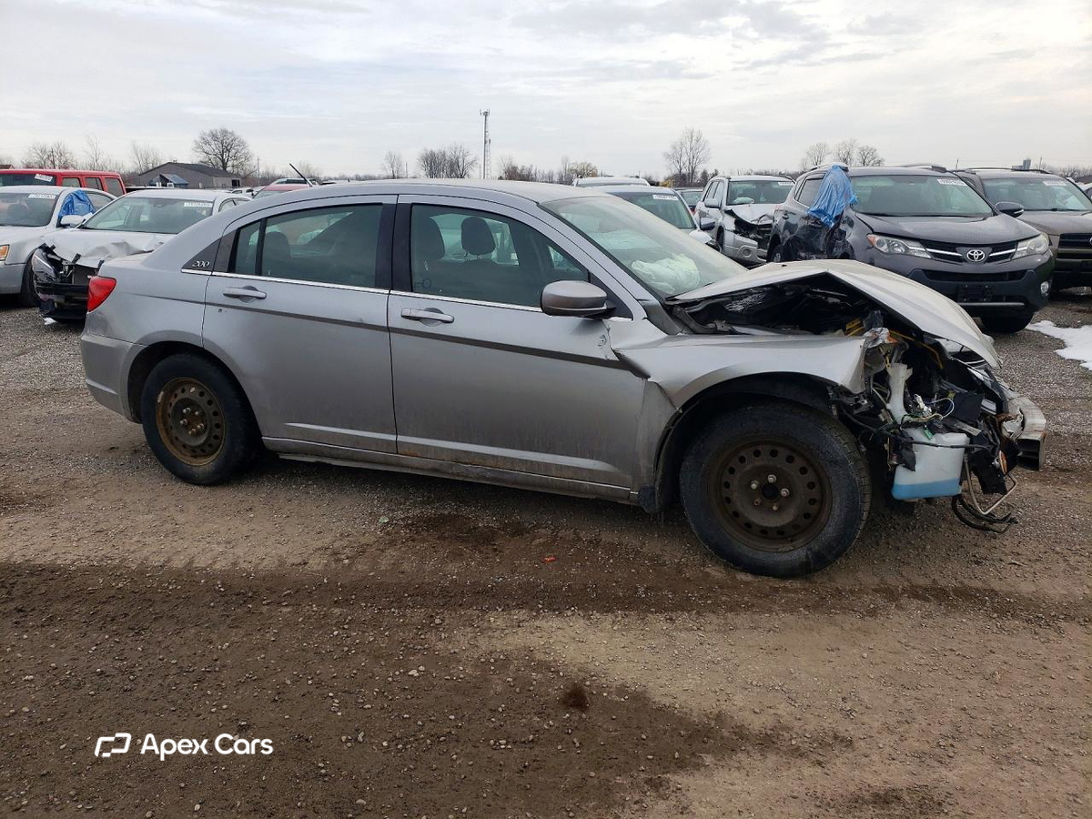 Chrysler 200 2013