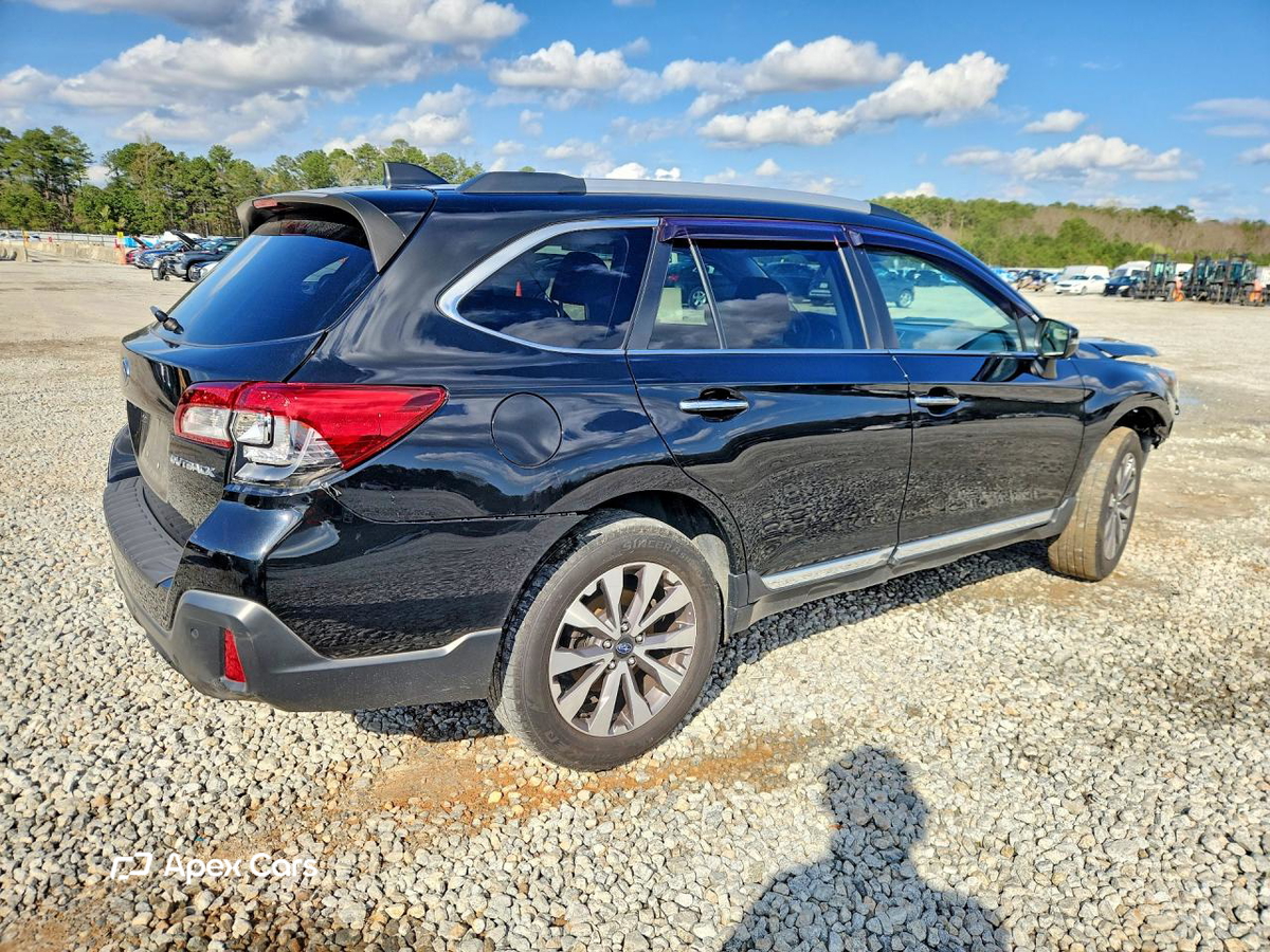 Subaru Outback 2018