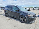 Dodge Caravan 2017