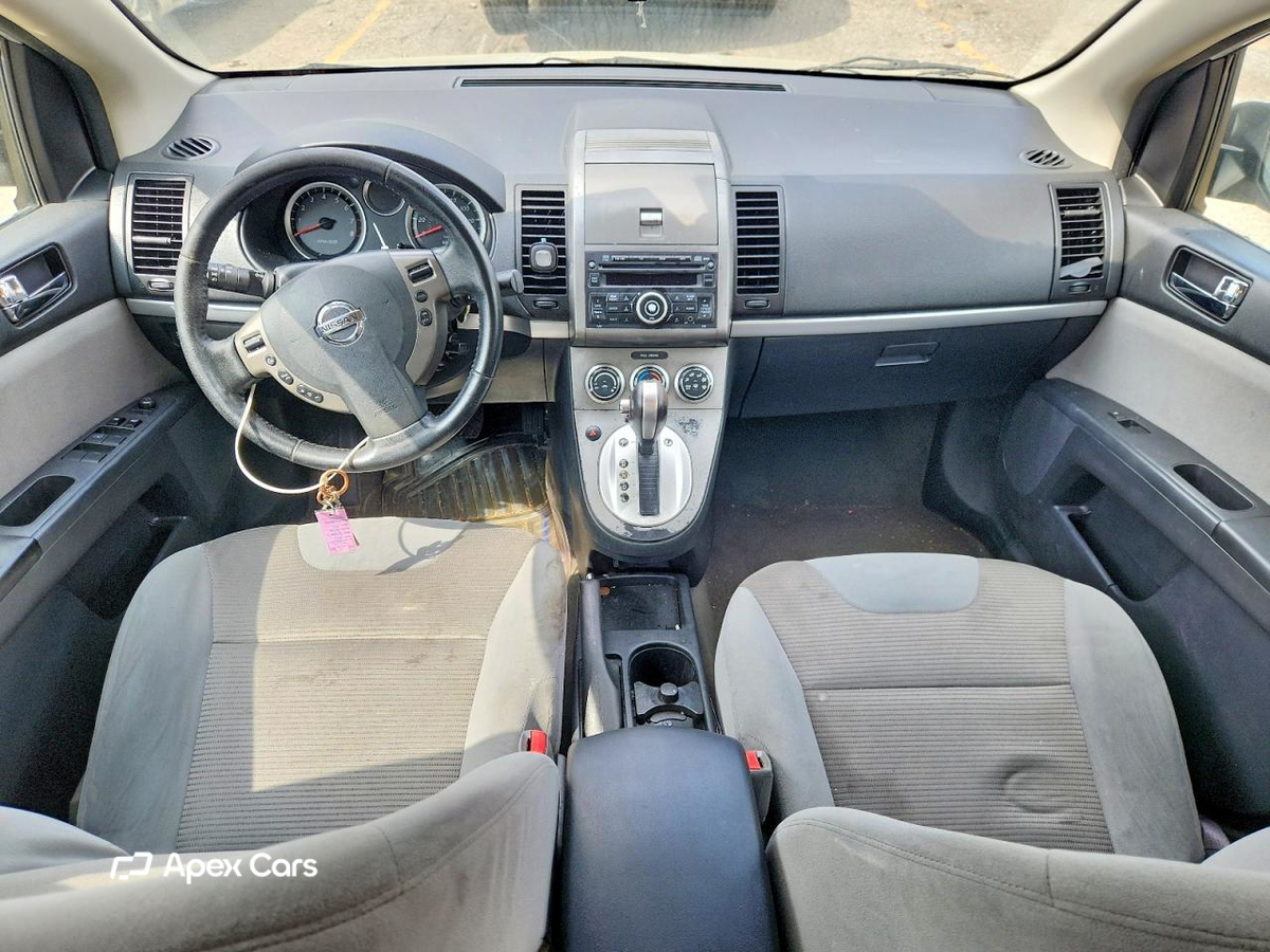 Nissan Sentra 2012
