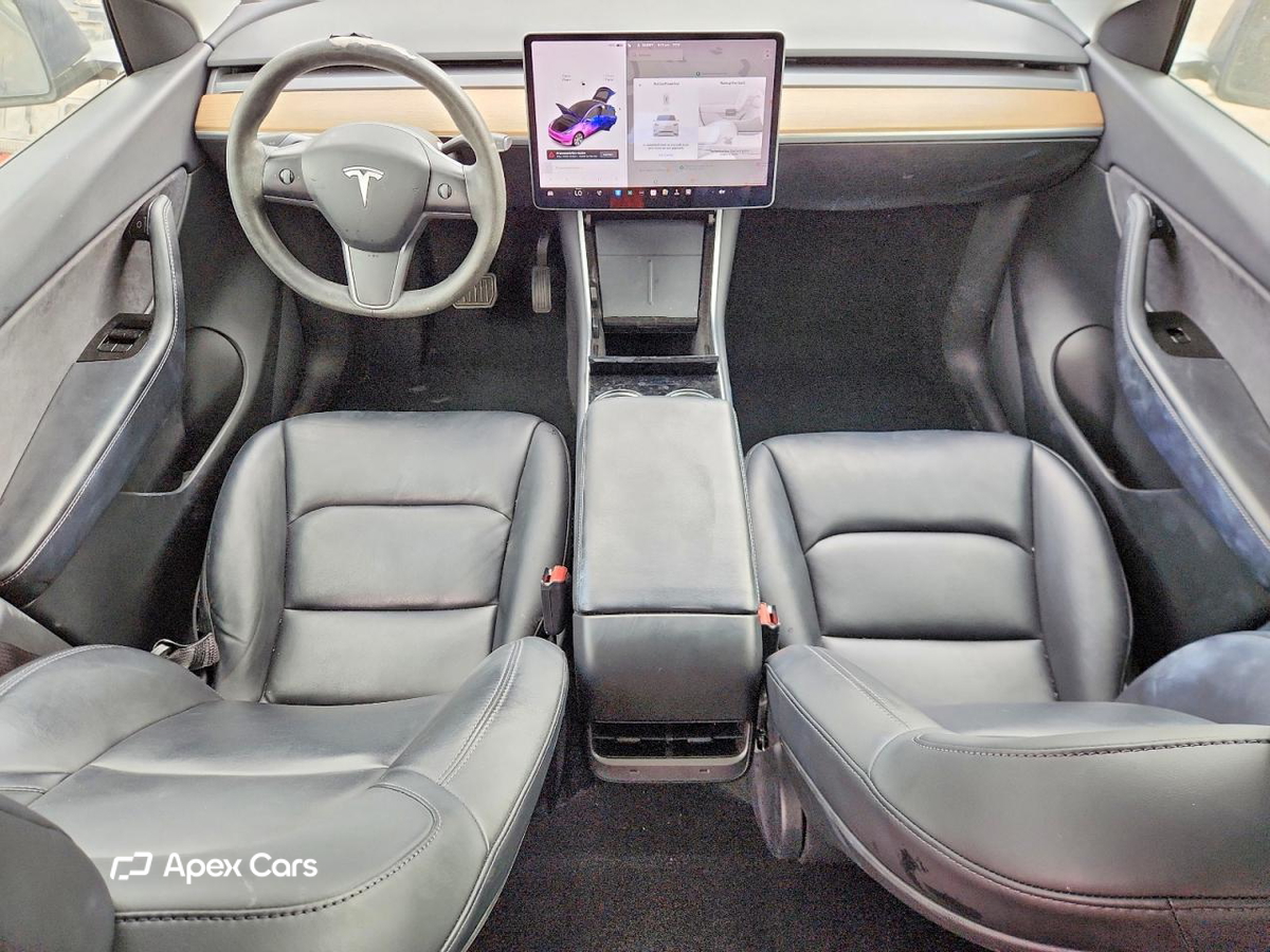 Tesla Model Y 2021