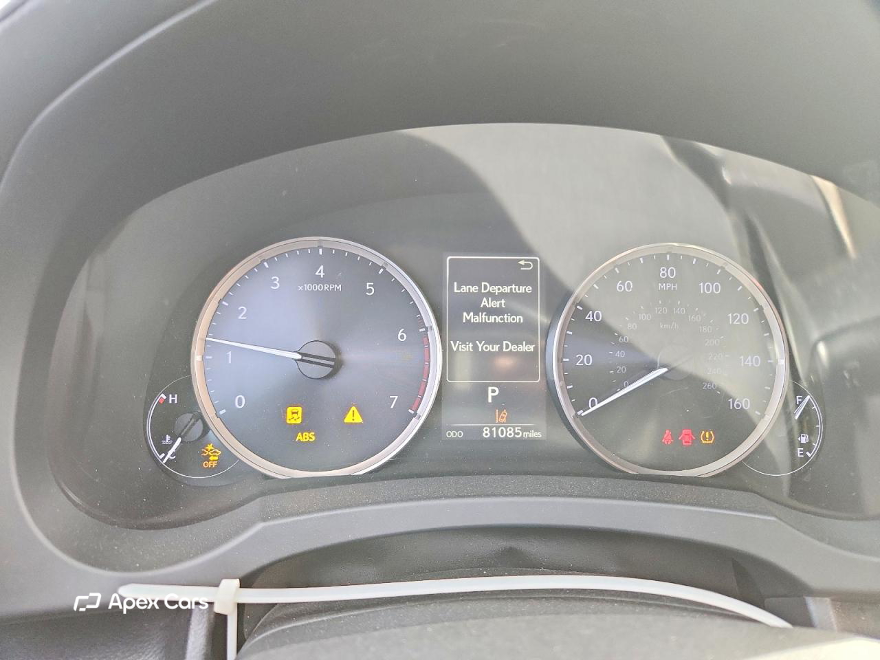 Lexus IS 2019