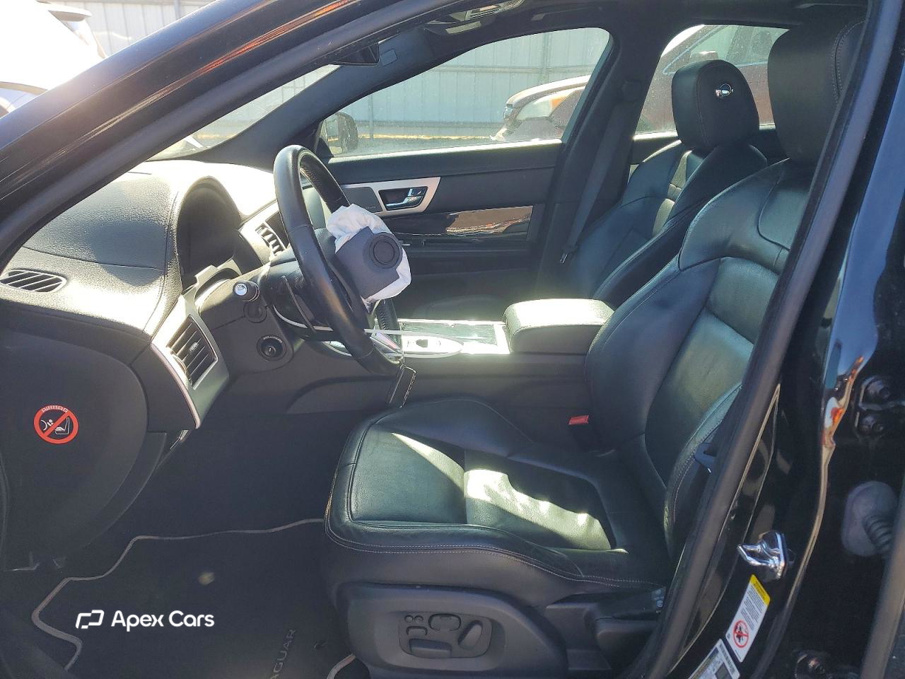 Jaguar XF 2015