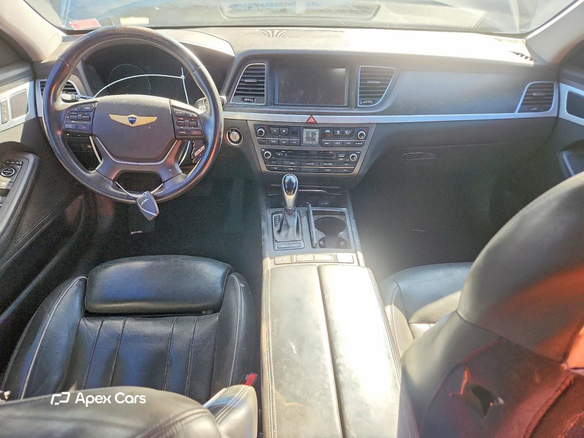 Hyundai Genesis 2015