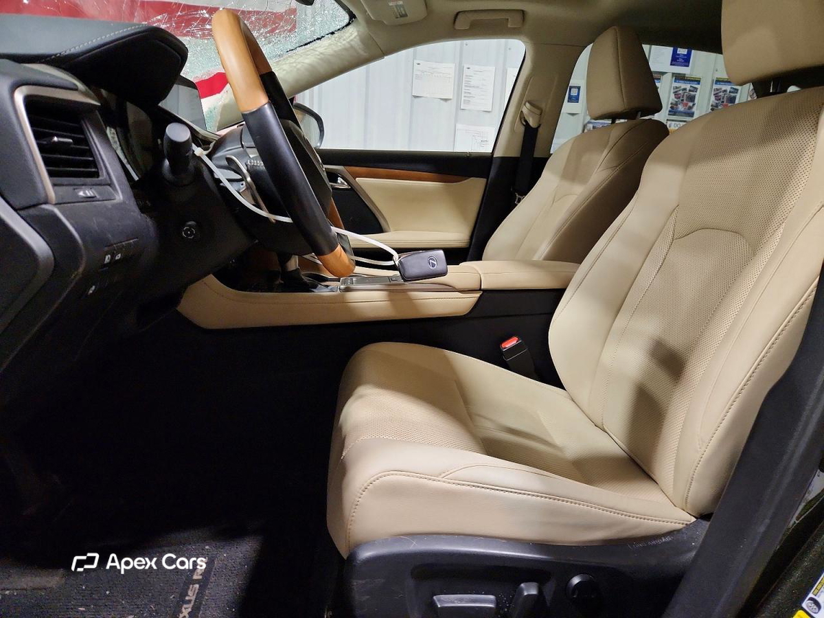 Lexus RX 2021