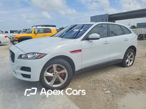 Jaguar F-Pace 2018 - Image 1 of 13