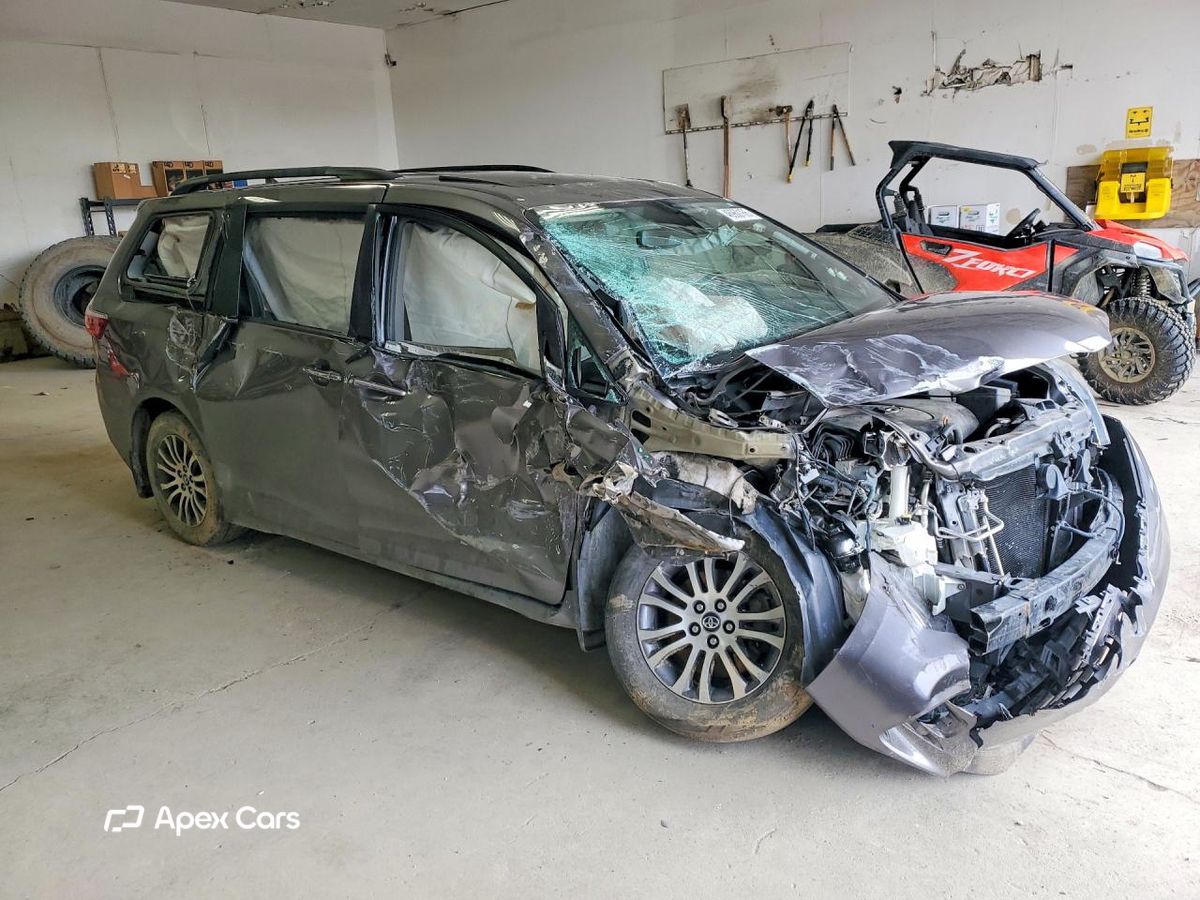 Toyota Sienna 2018