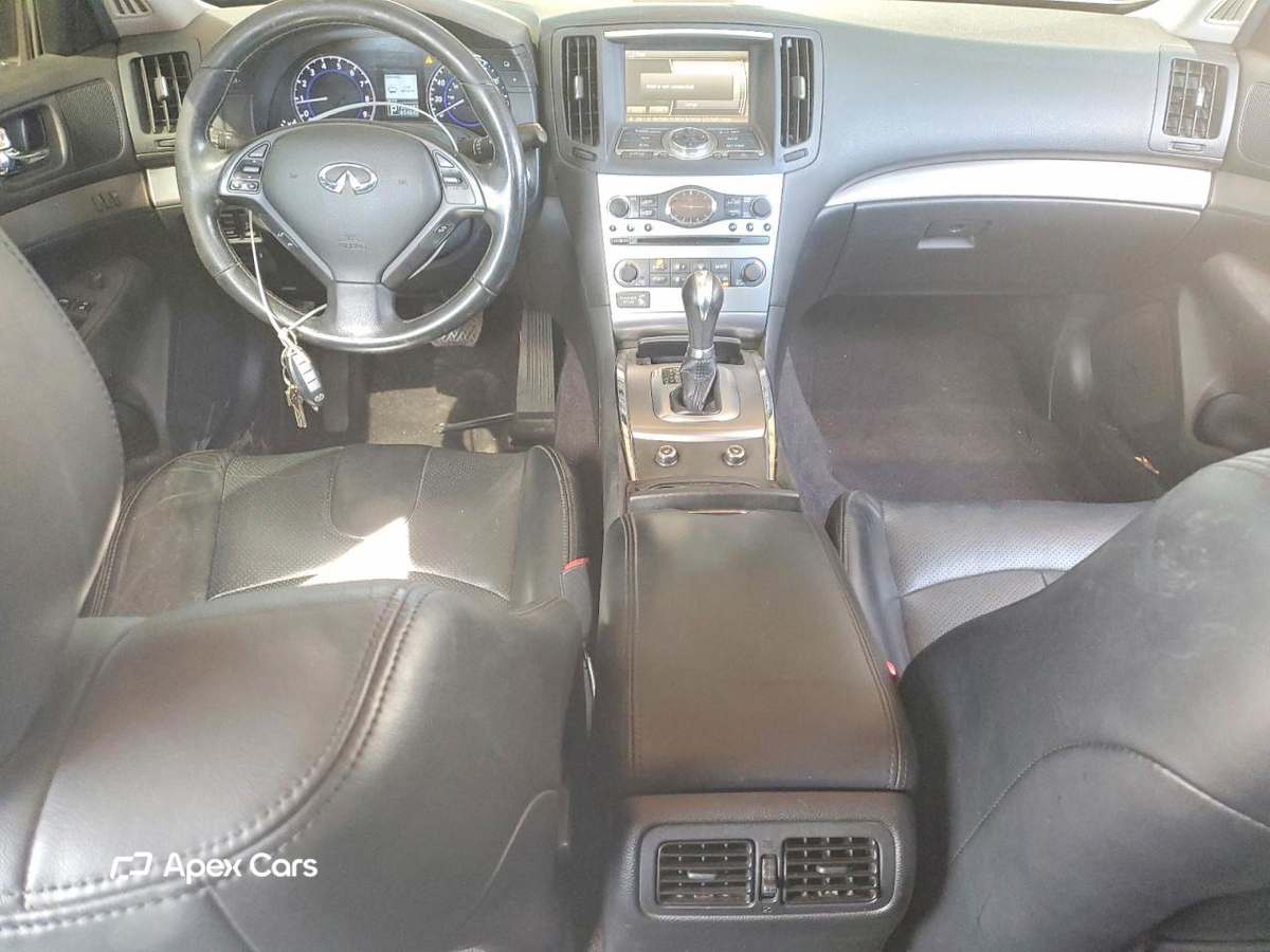 Infiniti G 2012