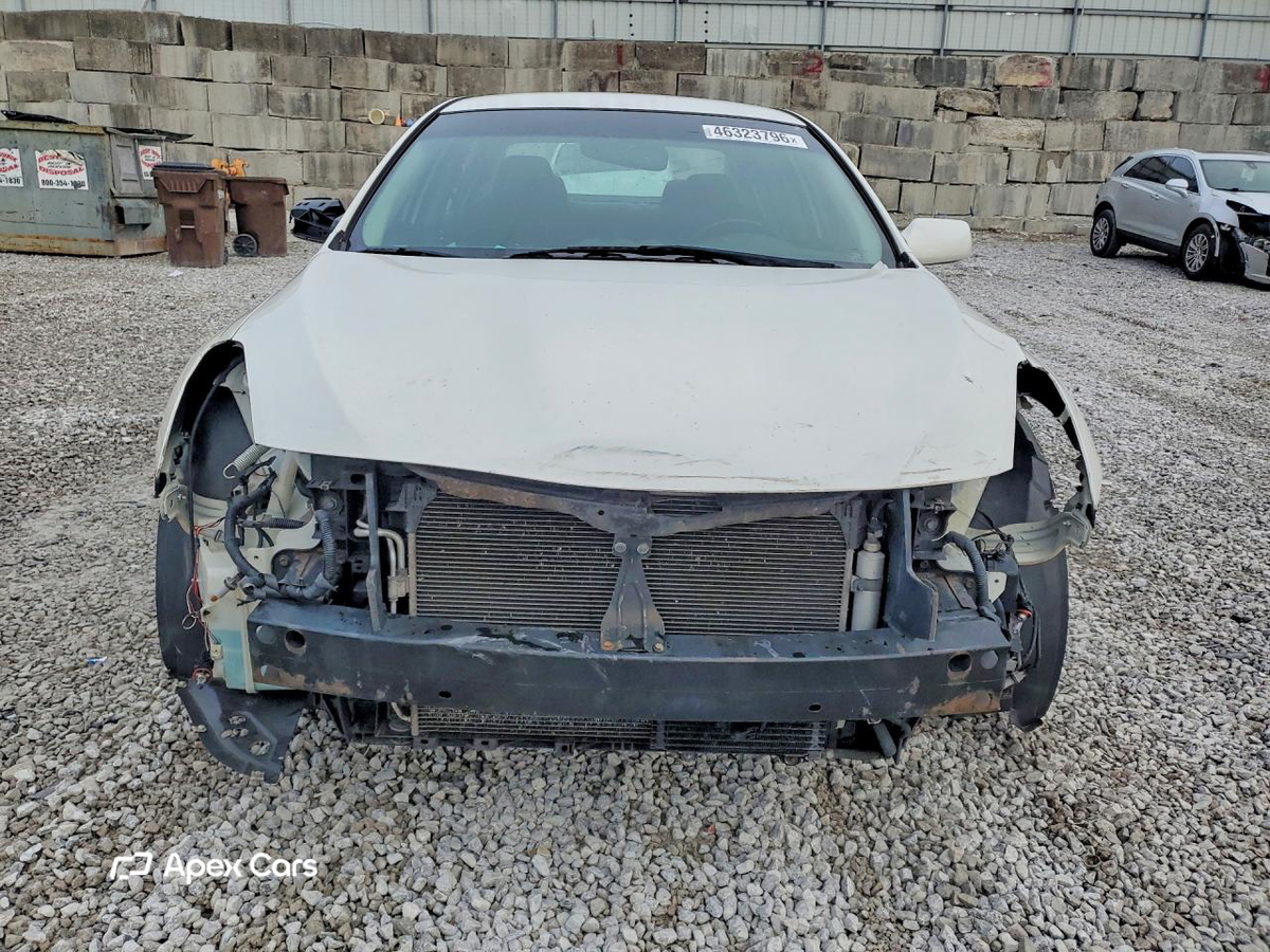 Nissan Altima 2012