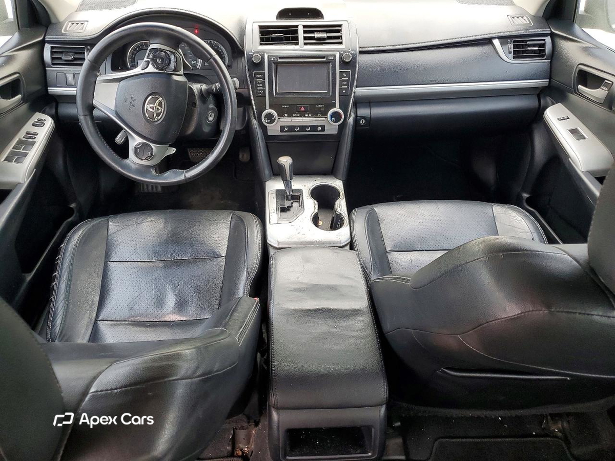 Toyota Camry 2012