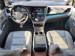 Toyota Sienna 2015