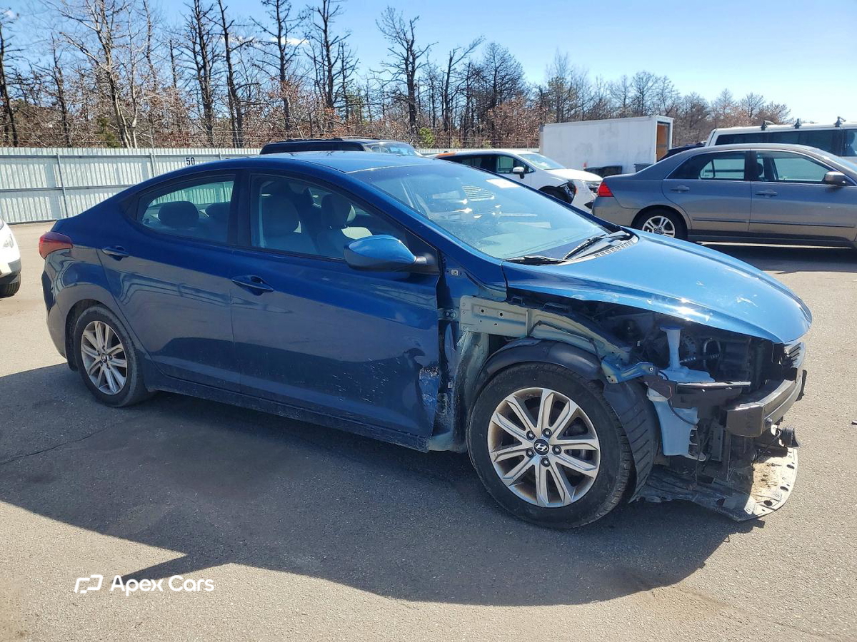 Hyundai Elantra 2015