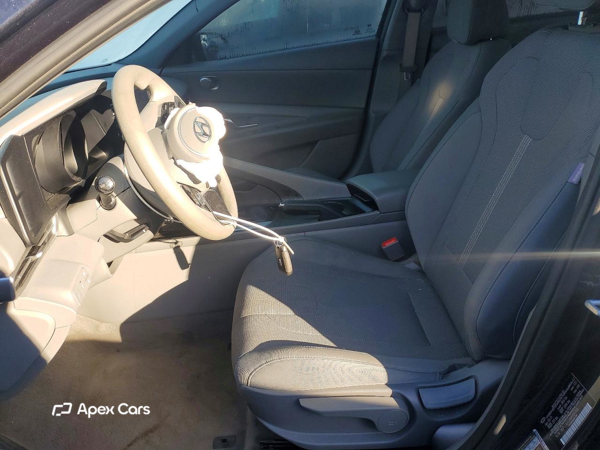 Hyundai Elantra 2021
