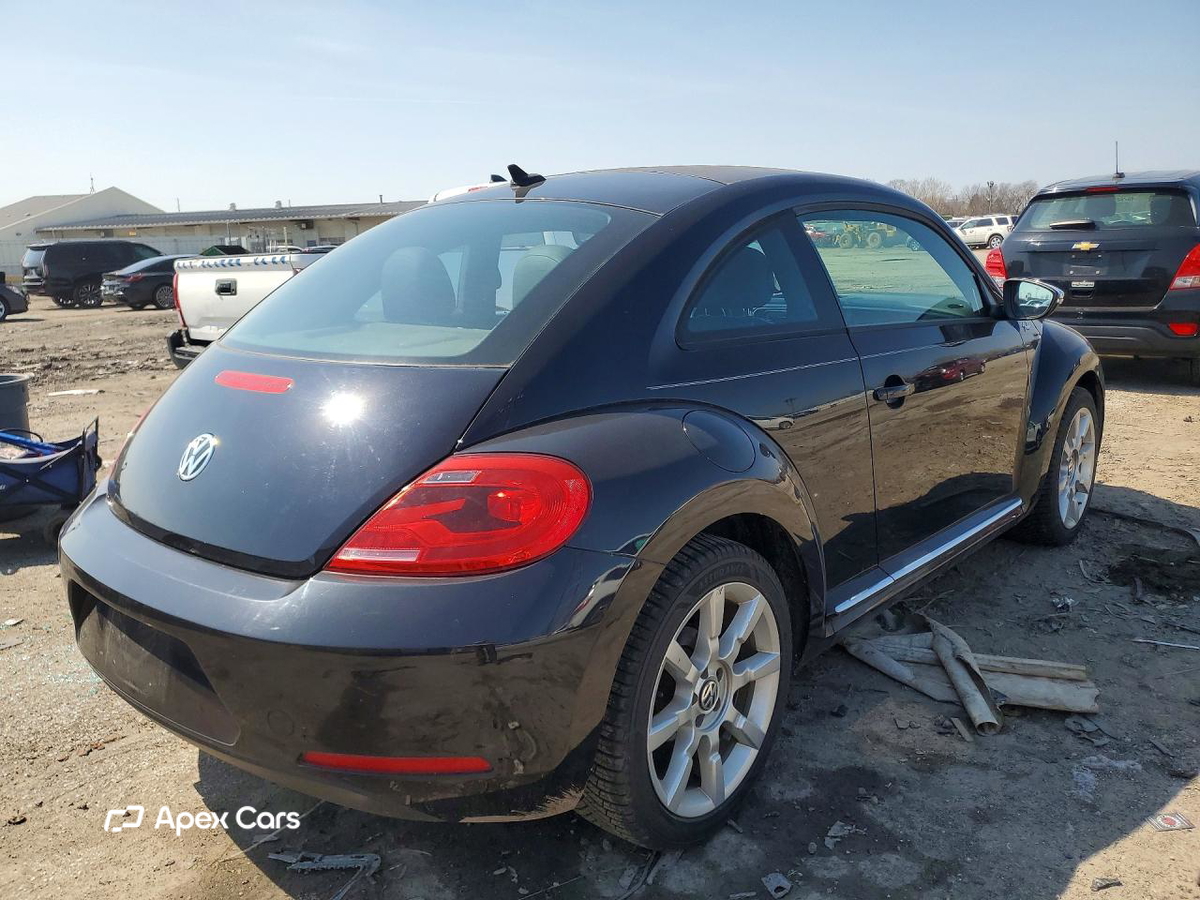 Volkswagen Beetle 2013