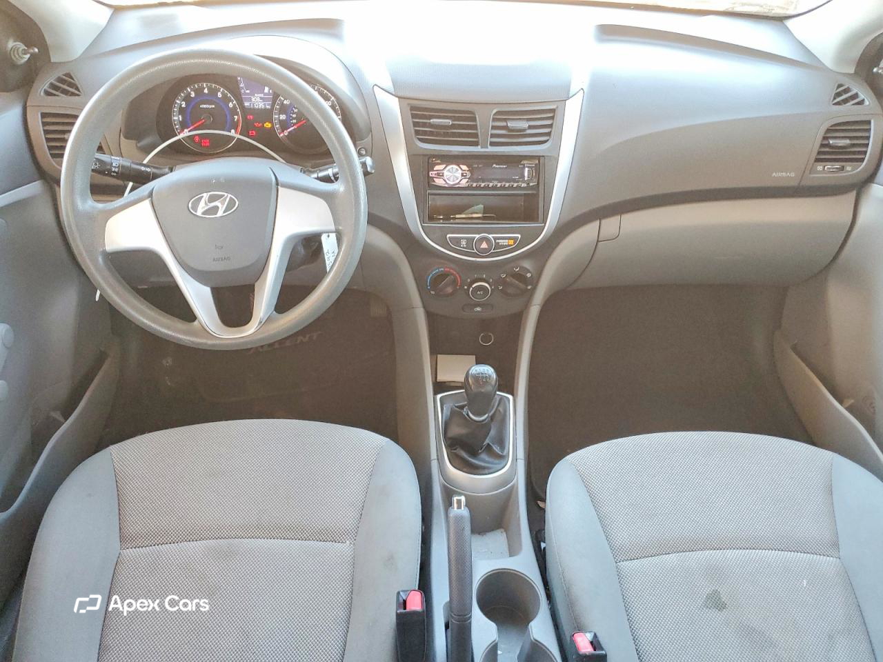 Hyundai Accent 2012