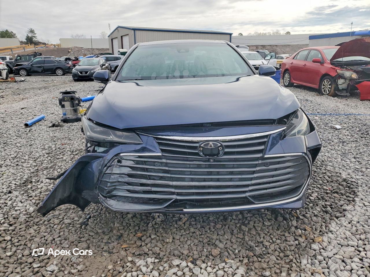 Toyota Avalon 2019