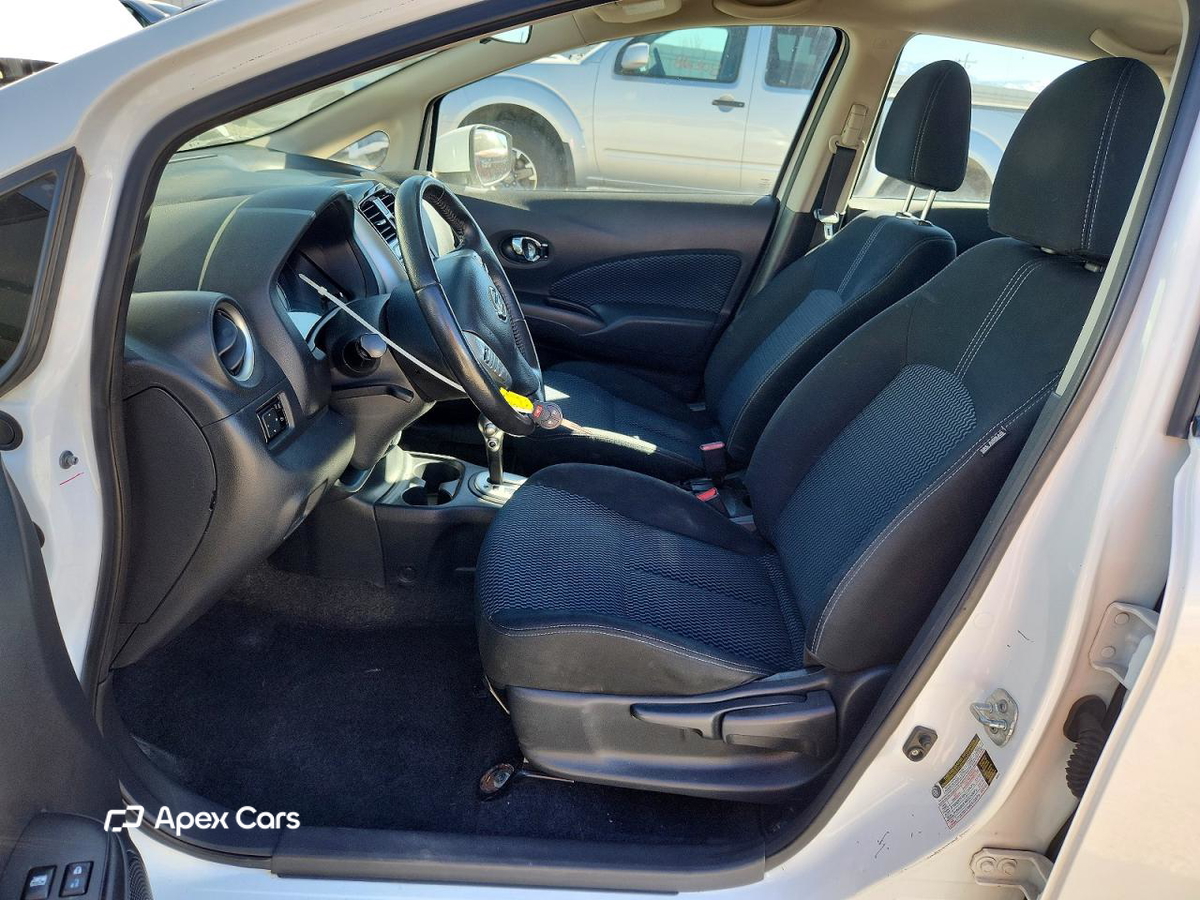 Nissan Versa 2016