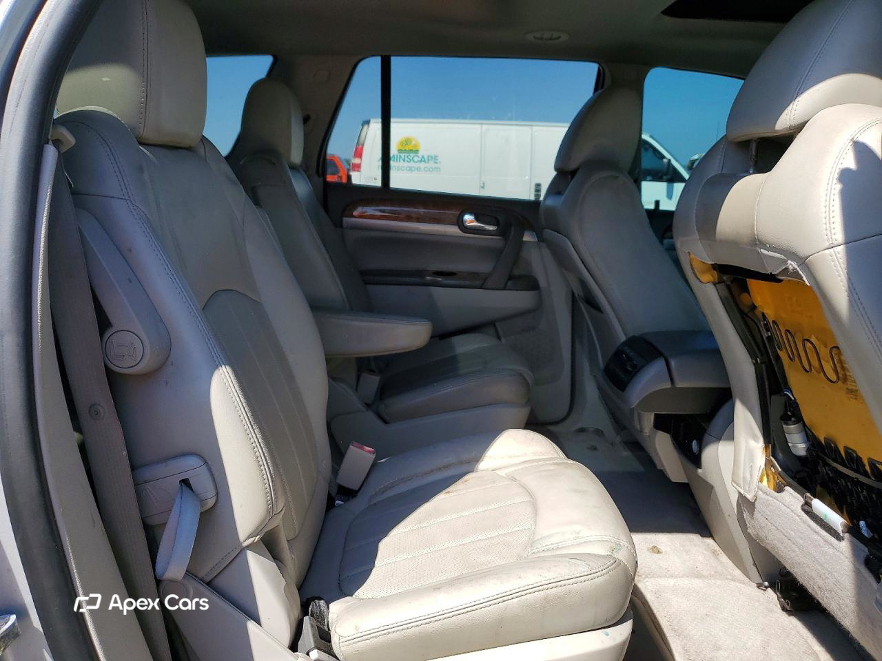 Buick Enclave 2011
