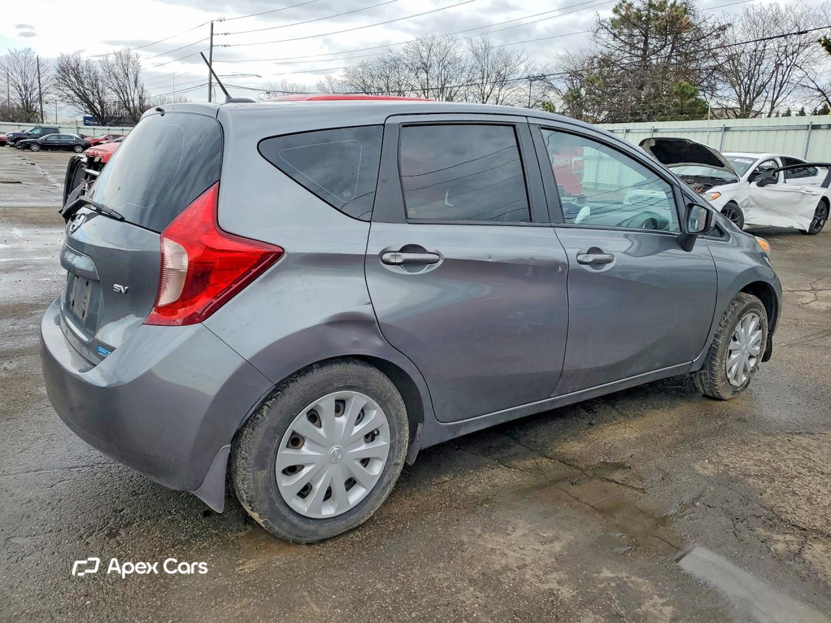 Nissan Versa 2016