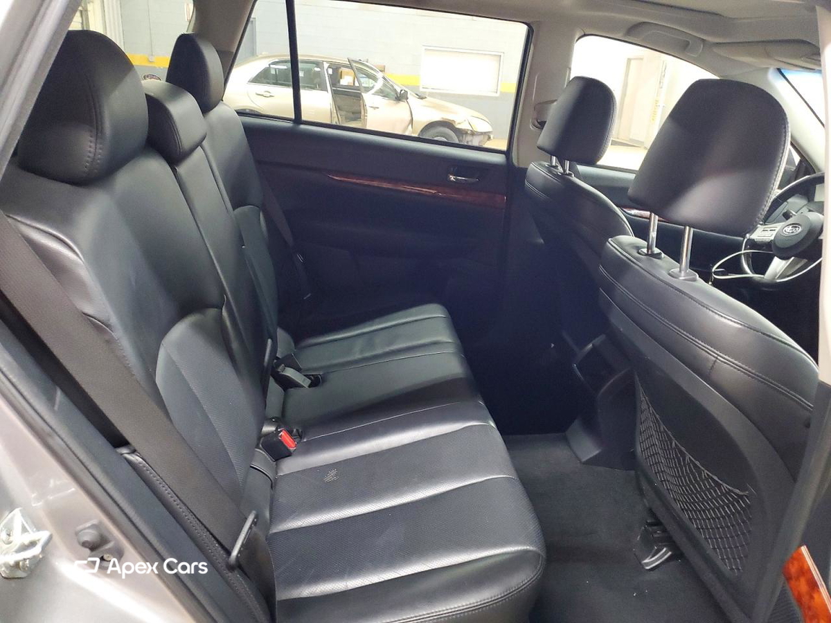 Subaru Outback 2010