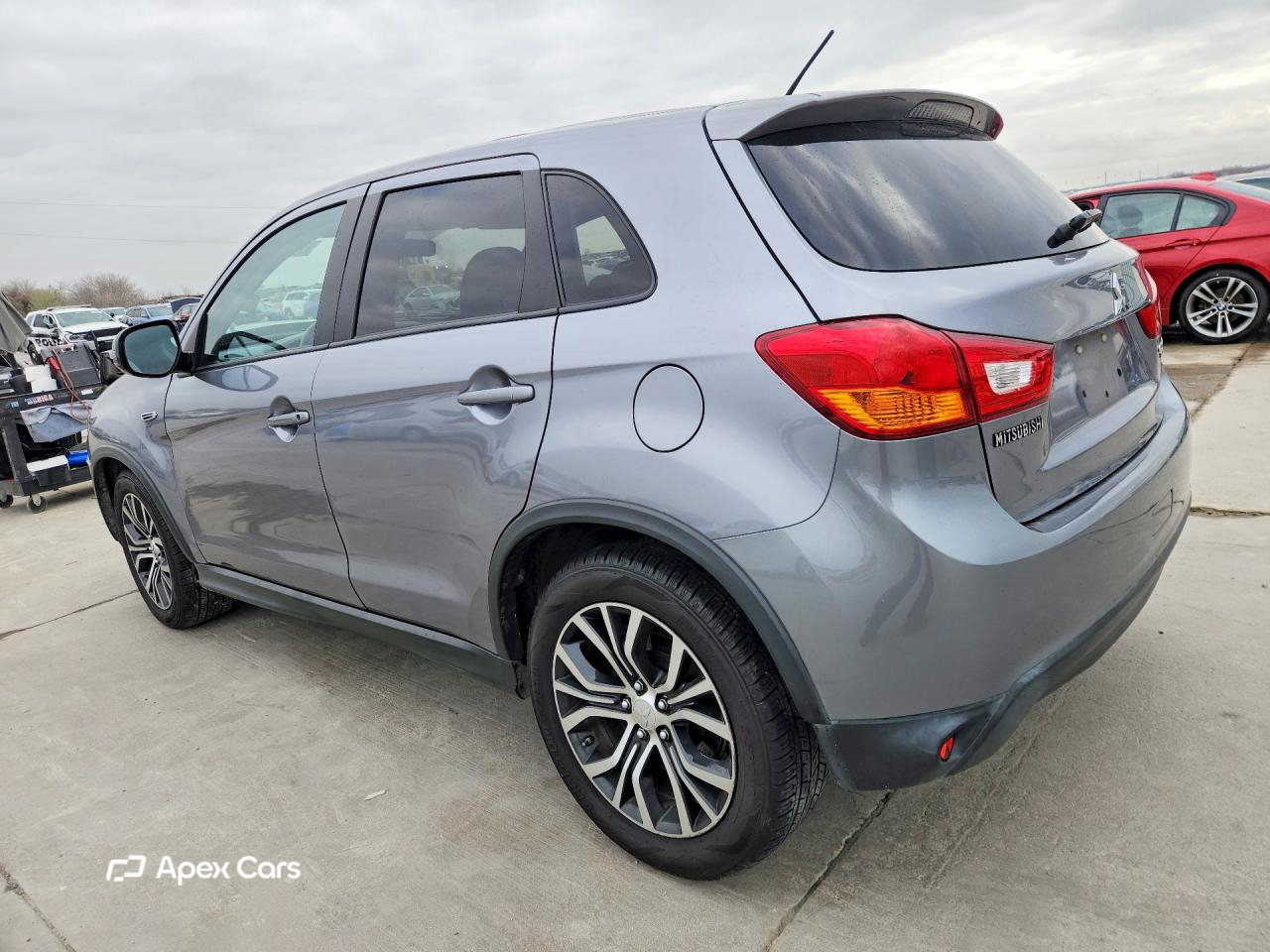 Mitsubishi Outlander 2016
